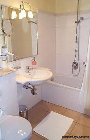 Privathotel Garni Zur Freystatt Am Wasserschloss 3*