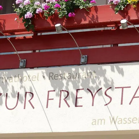 Hotel Privathotel Garni Zur Freystatt Am Wasserschloss 3*